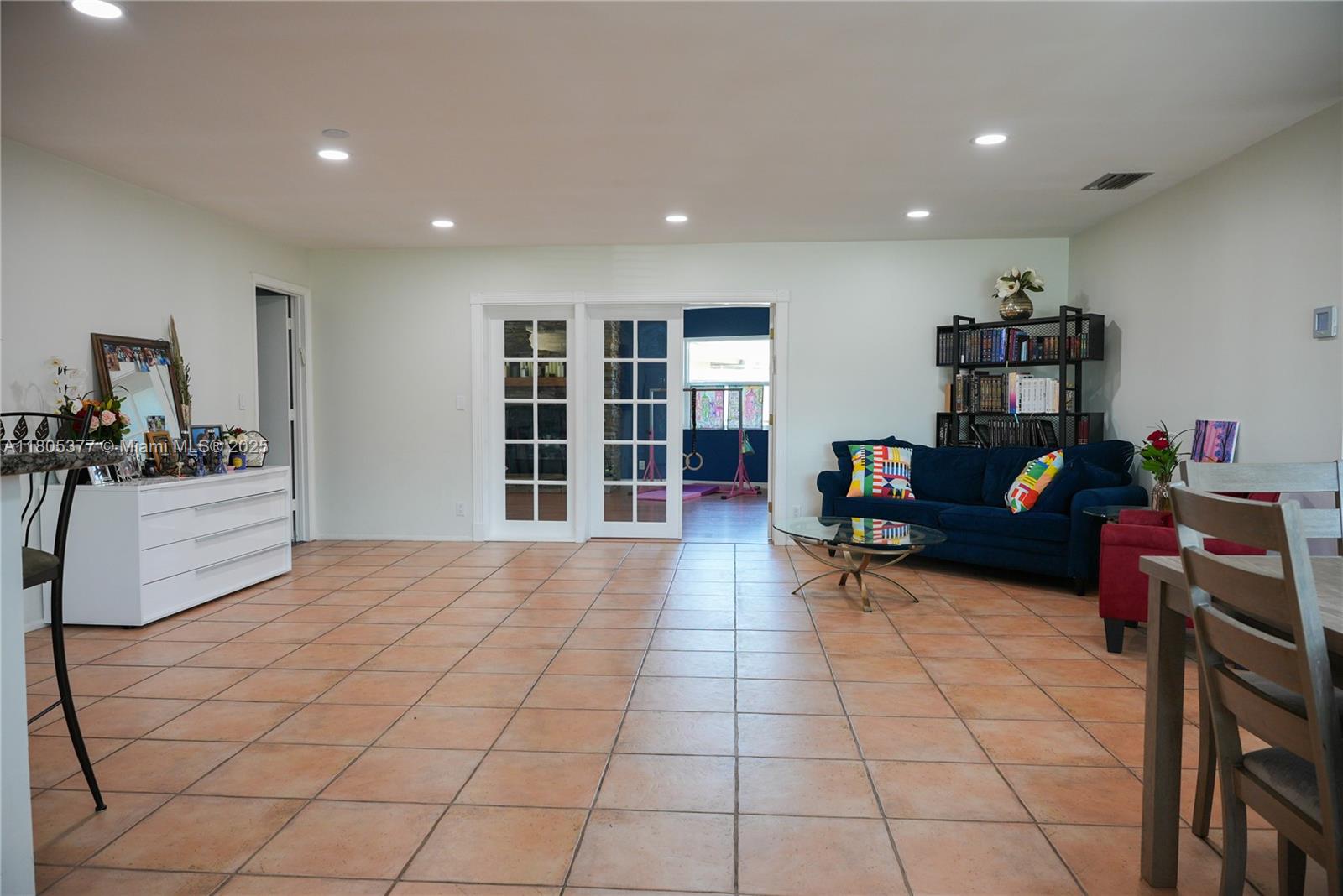AMERICAN HOMES AT BOCA RA - Residential
