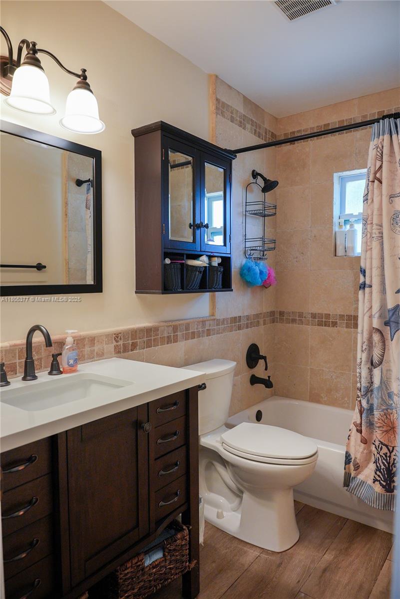 AMERICAN HOMES AT BOCA RA - Residential