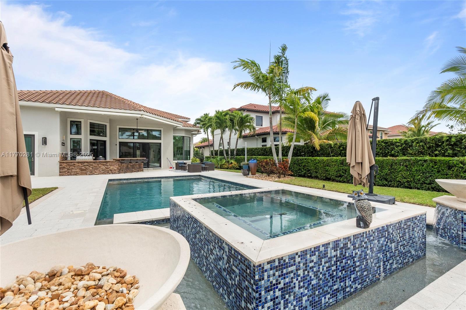 PARKLAND GOLF & COUNTRY C - Residential
