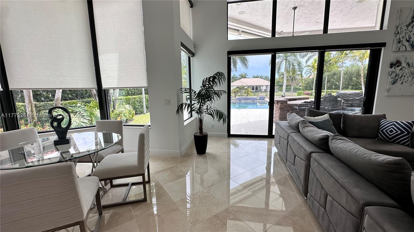PARKLAND GOLF & COUNTRY C - Residential