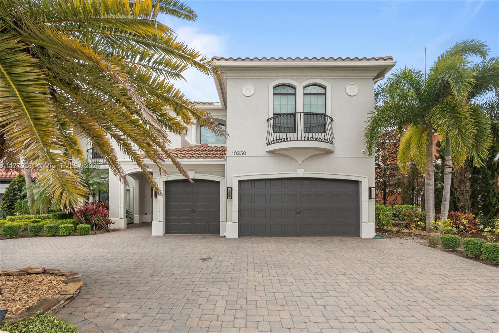 10230 Sweet Bay Ct