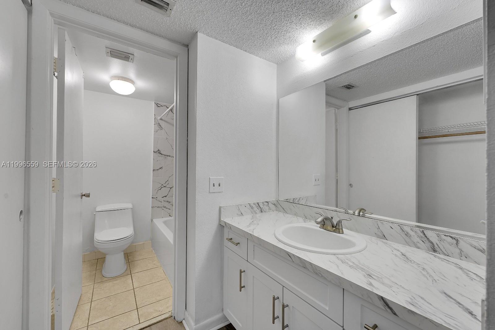 SHERWOOD SQUARE CONDOMINI - Residential