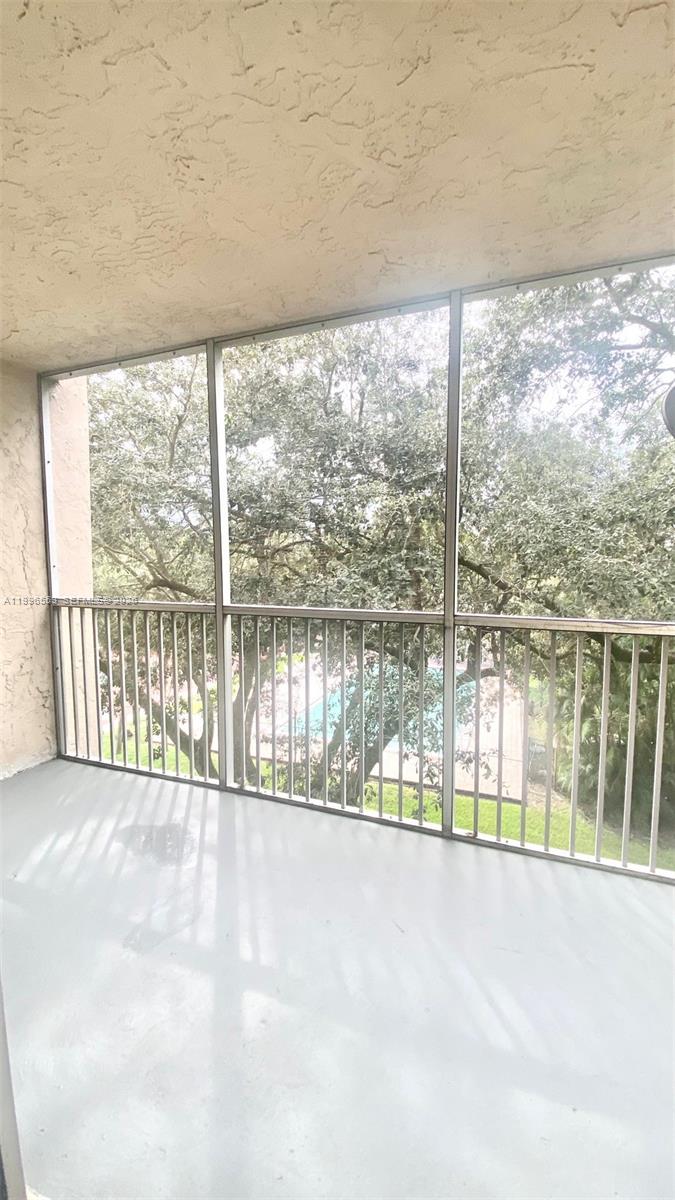 SHERWOOD SQUARE CONDOMINI - Residential