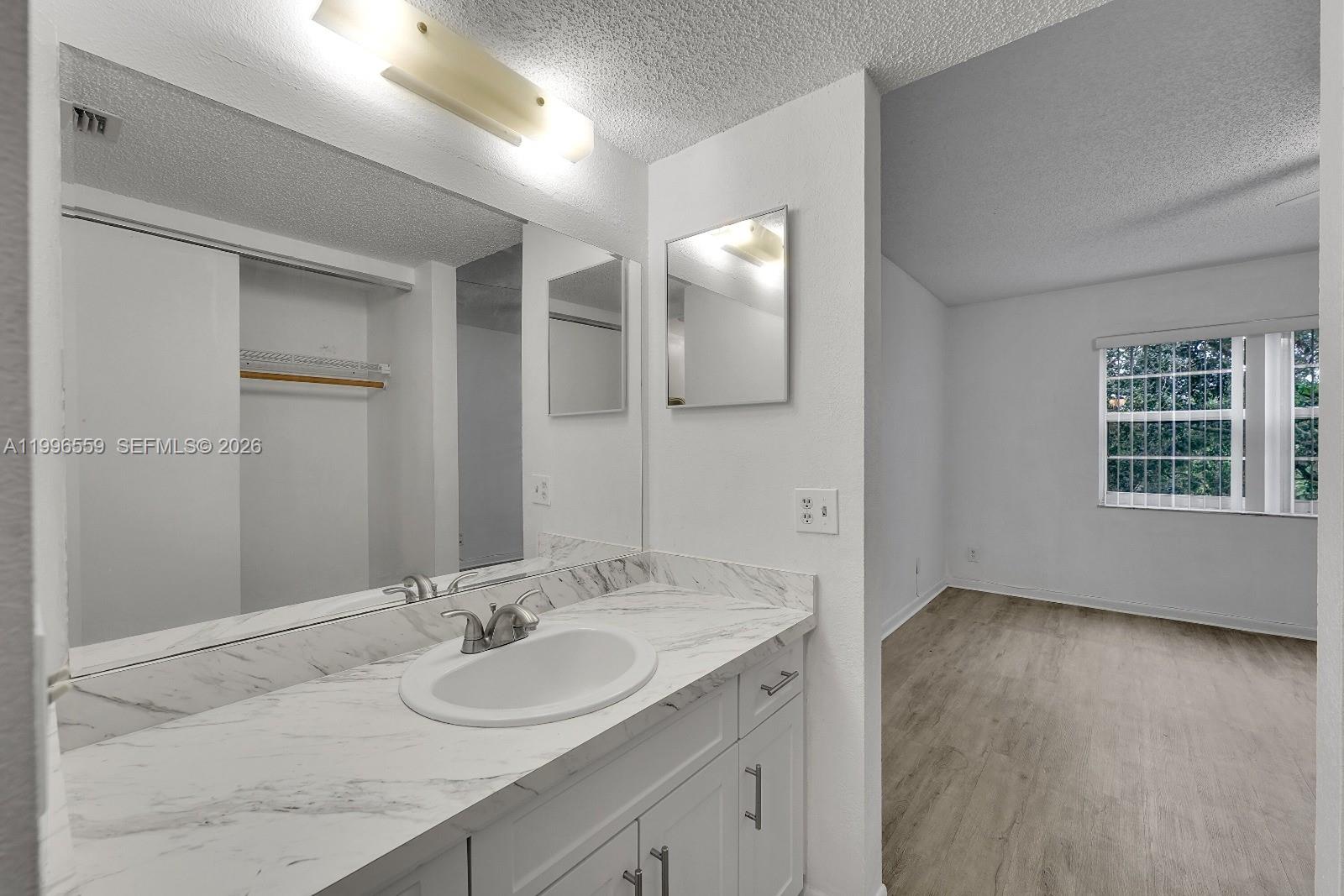 SHERWOOD SQUARE CONDOMINI - Residential