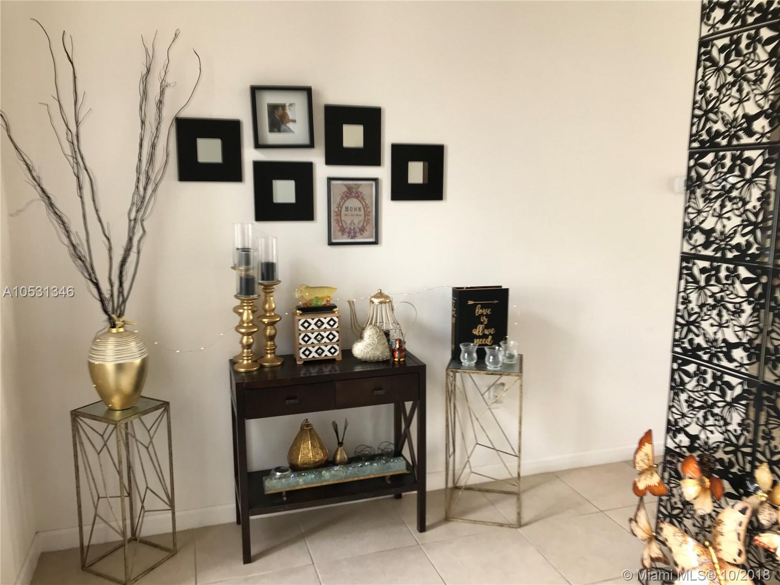 BAILES COMMONS - Residential