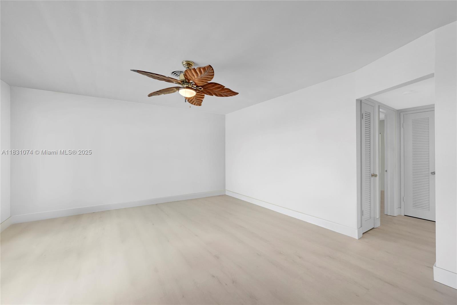 931 SE 9th Ave 15