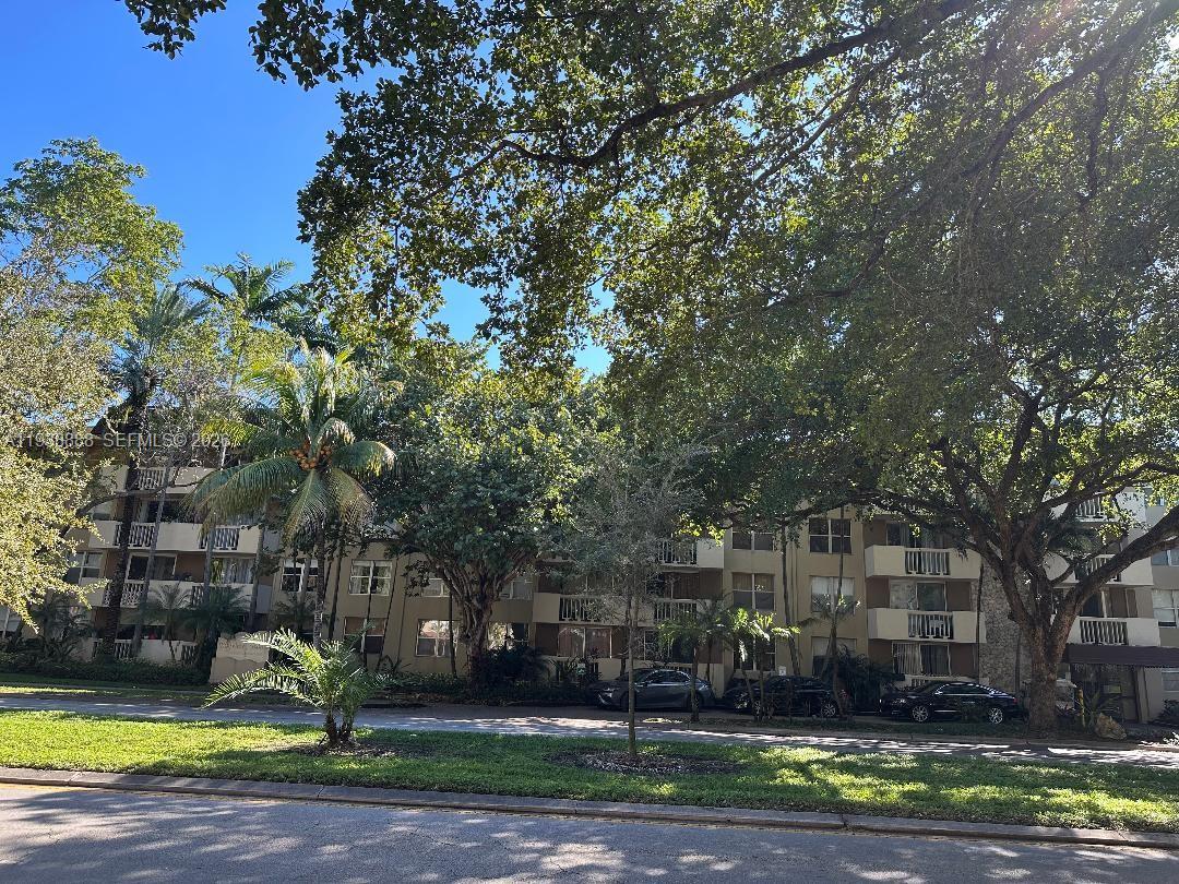 BAYVIEW PALMS CONDO - Residential