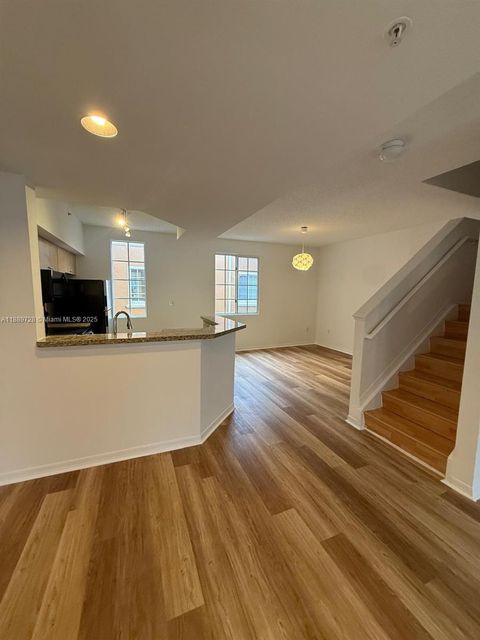 2941 NE 185th St 1302 Aventura FL 33180