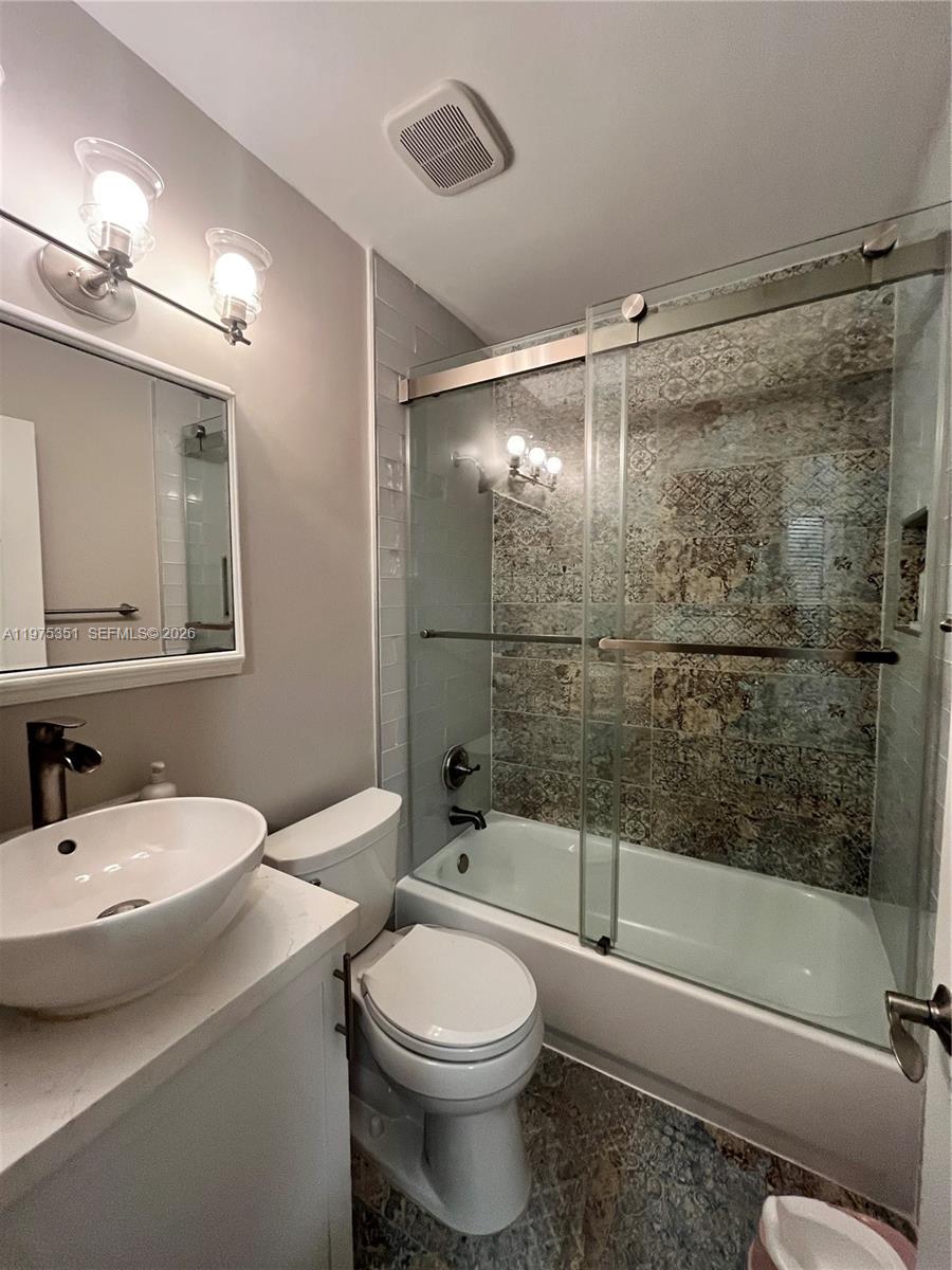 PEMBROKE ISLES 1 - Residential