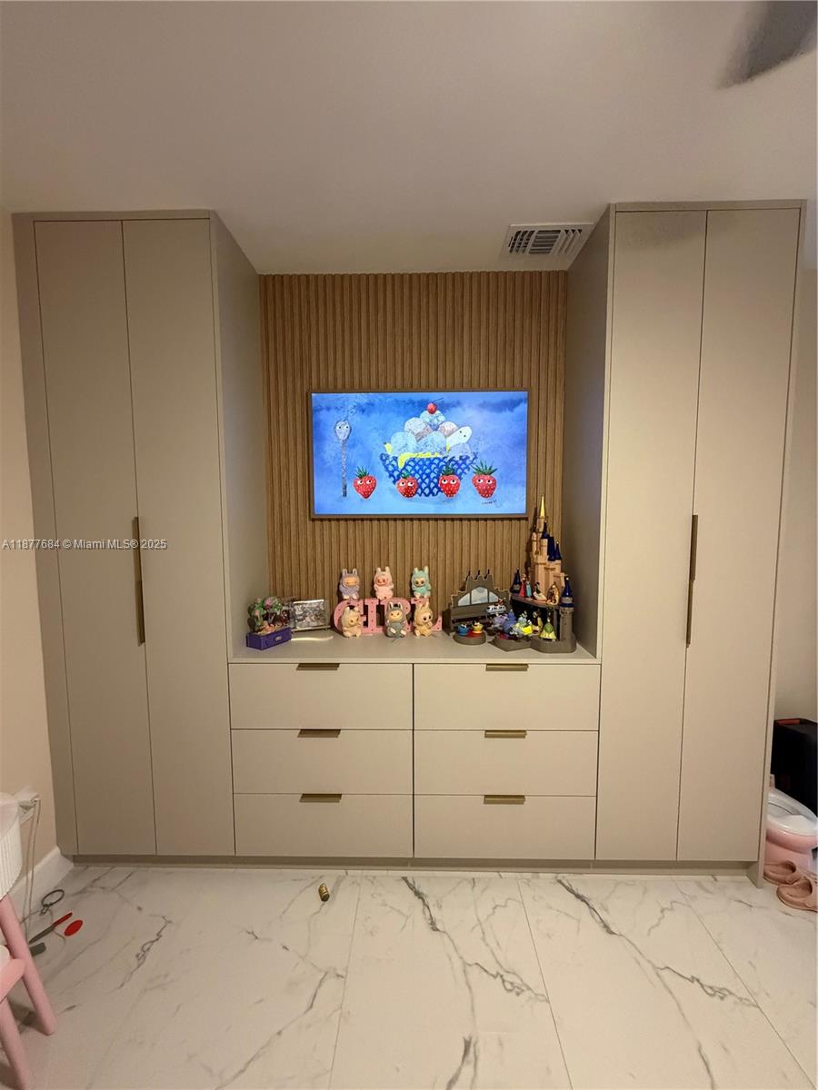 SAN MATEO - Residential