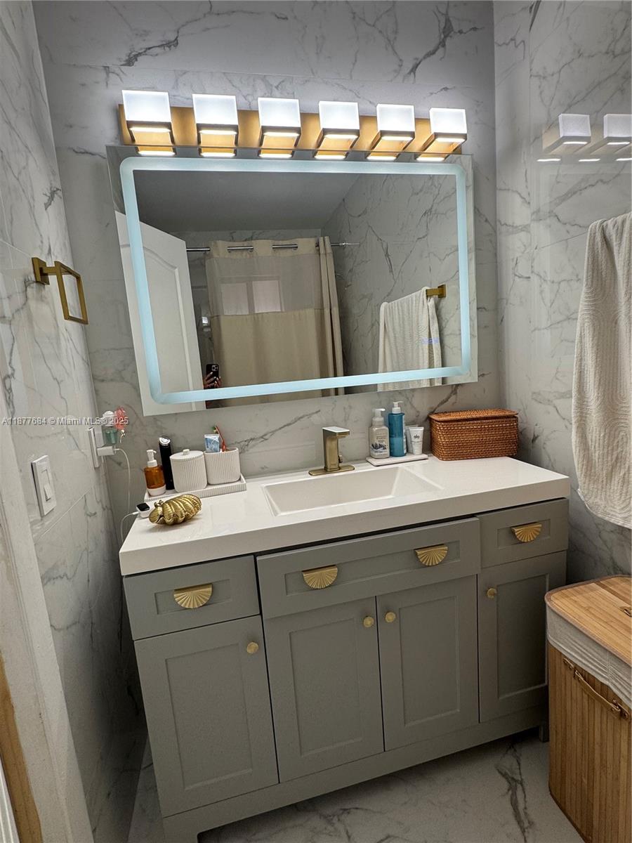 SAN MATEO - Residential