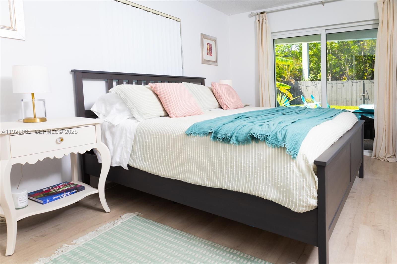 UNIVERSITY PARK COUNTRY C - Residential