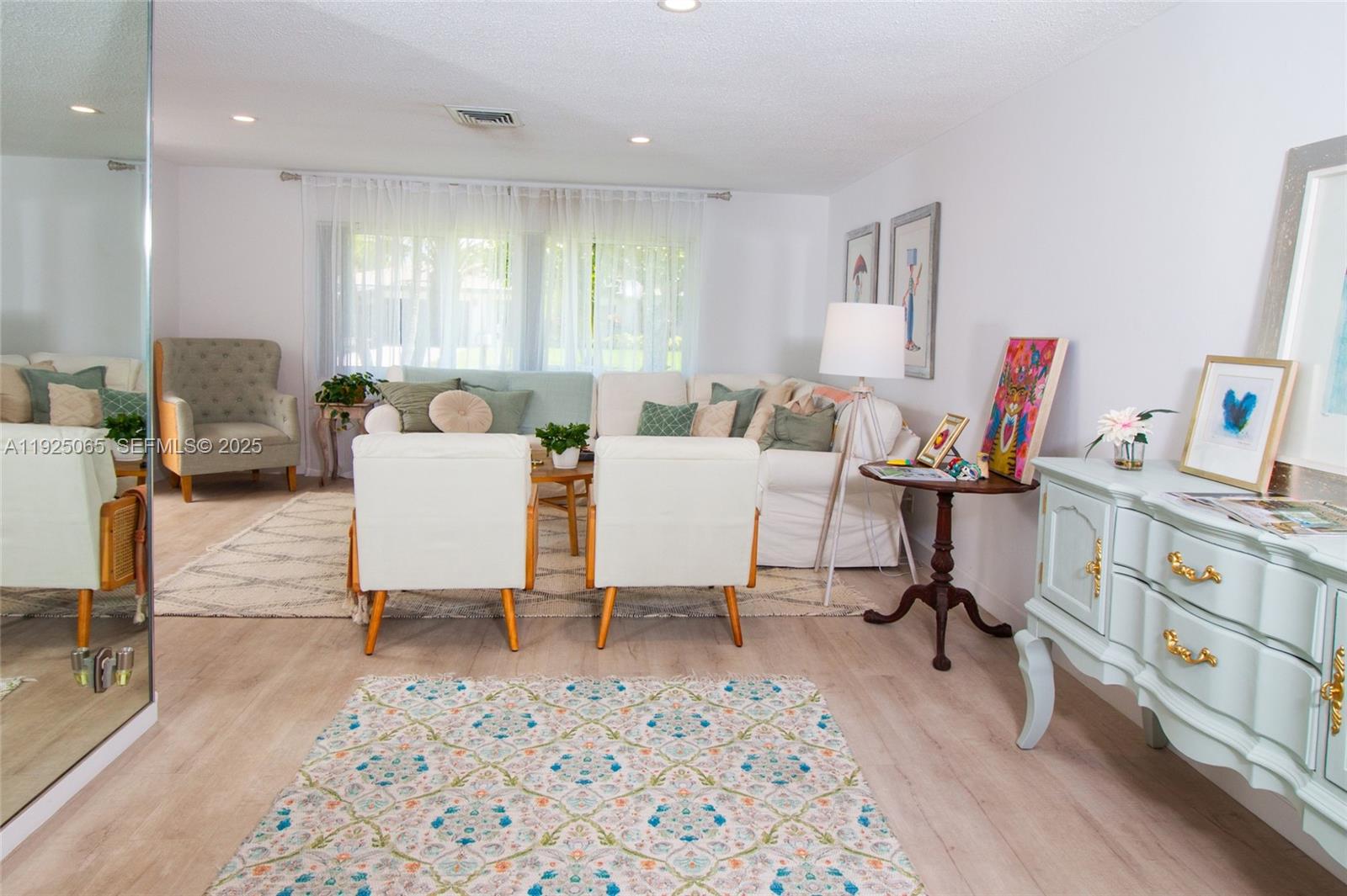 UNIVERSITY PARK COUNTRY C - Residential