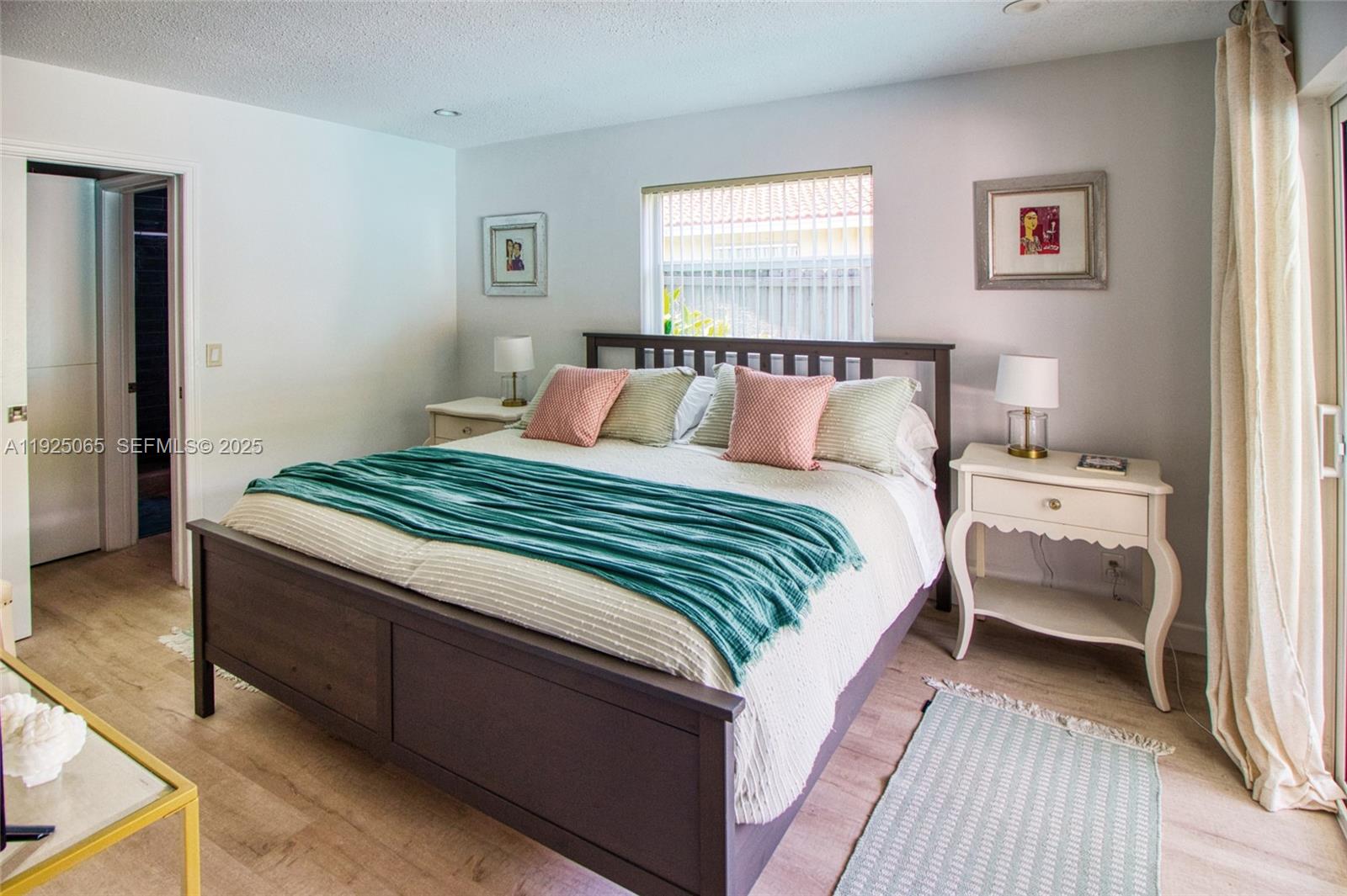 UNIVERSITY PARK COUNTRY C - Residential