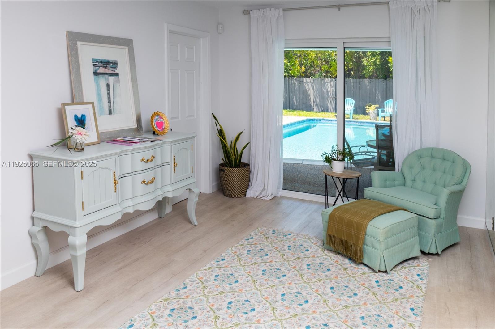 UNIVERSITY PARK COUNTRY C - Residential