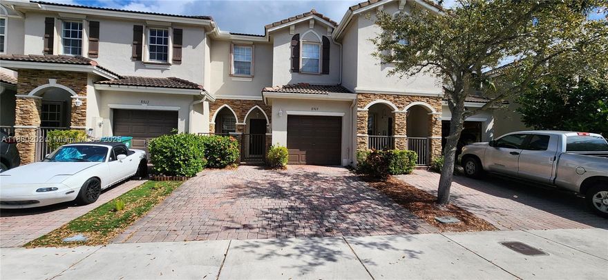 PRICE REDUCTION!!!Discover this 3-bedroom, 2.5-bath townhome in the prestigious Lakes By The Bay Gee community, in the heart of Cutler Bay.
This secure gated community offers a peaceful lifestyle with an excellent location near shopping, dining, and Miami attractions.
Inside, you’ll enjoy a smart layout with the advantage of no carpet. The home features elegant white marble-style tile floors combined with laminate flooring, adding brightness, style, and easy care.
The kitchen is spacious and modern, with white cabinetry and a granite countertop that unite elegance and durability.
Outdoors, a covered terrace and private patio with outdoor kitchen provide the perfect setting for gatherings!
This townhome offers comfort and functionality in one of Miami-Dade’s most desirable communities.