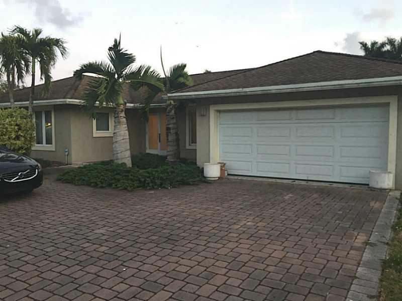 Beautiful 3 bed 2 bath in the quiet Glen-Cove community, the house is beautifully remodeled. Has marble floors, wood in the bedrooms. Has a spacious back yard with nice patio and pool. Is conveniently located near turnpike. Excellent school district.