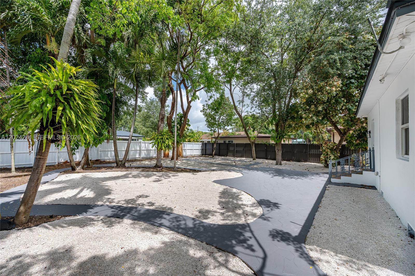 GOLF COURSE ADDN HIA - Residential