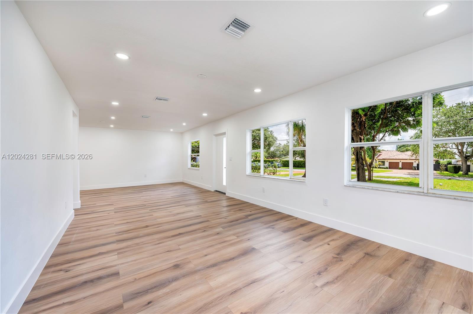 GOLF COURSE ADDN HIA - Residential