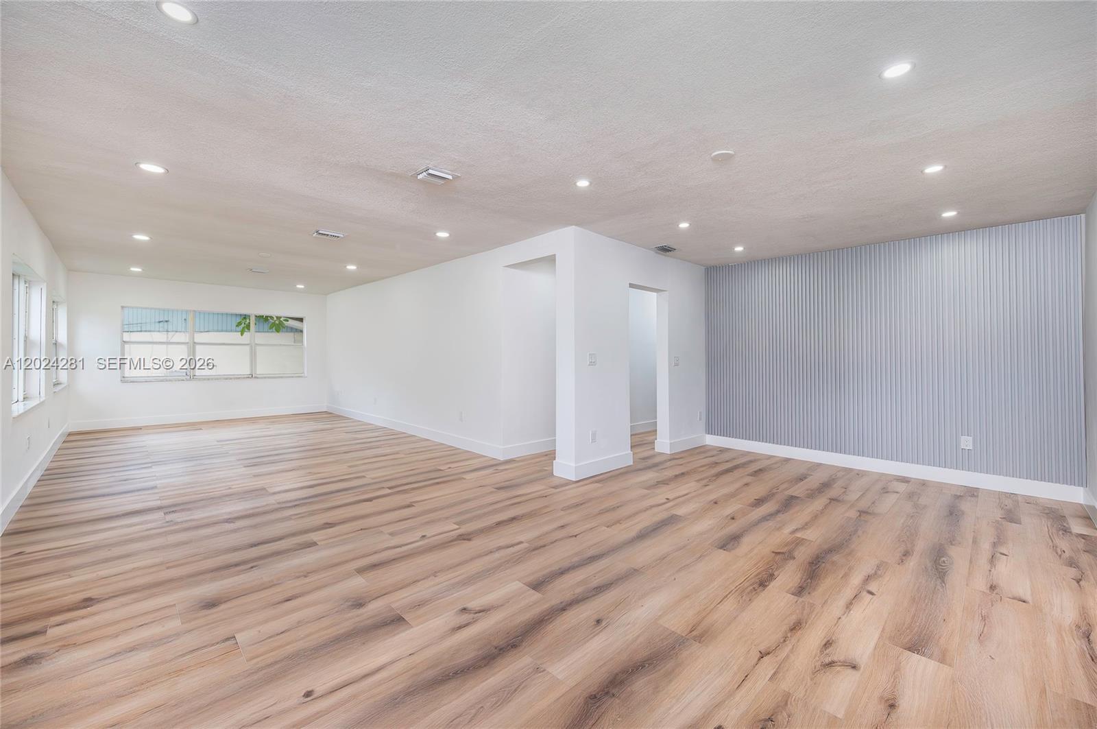GOLF COURSE ADDN HIA - Residential