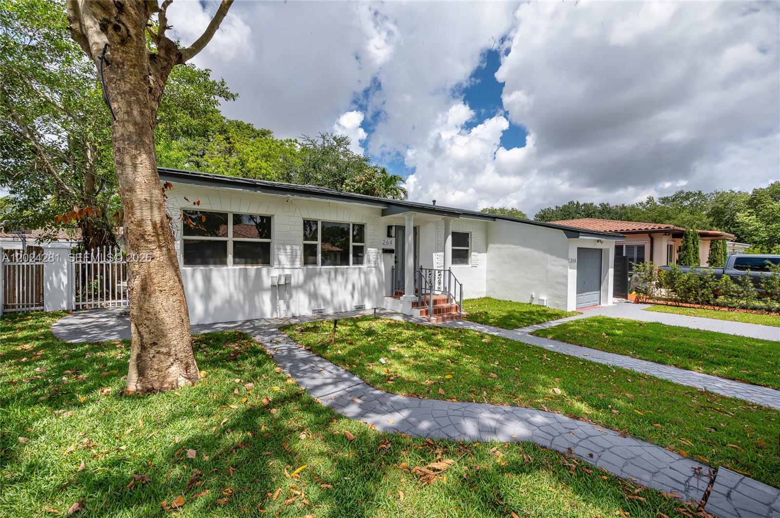 264 Navajo St