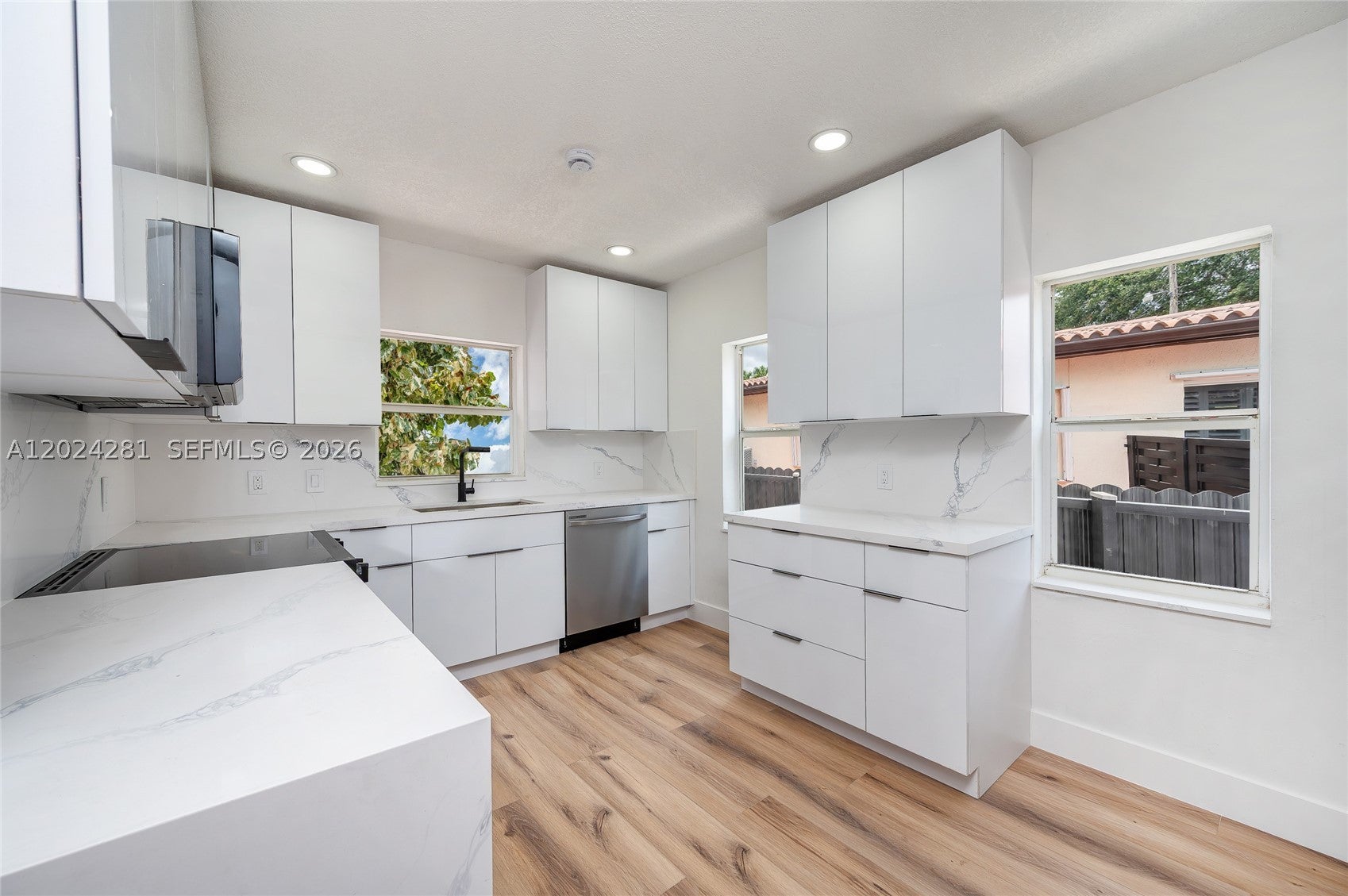 264 Navajo St