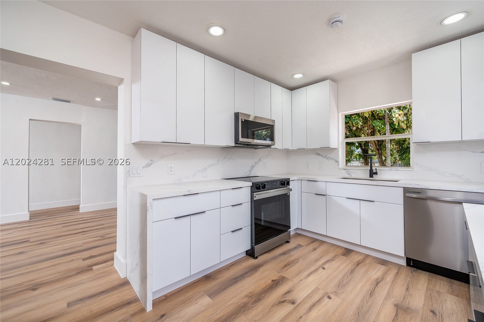264 Navajo St