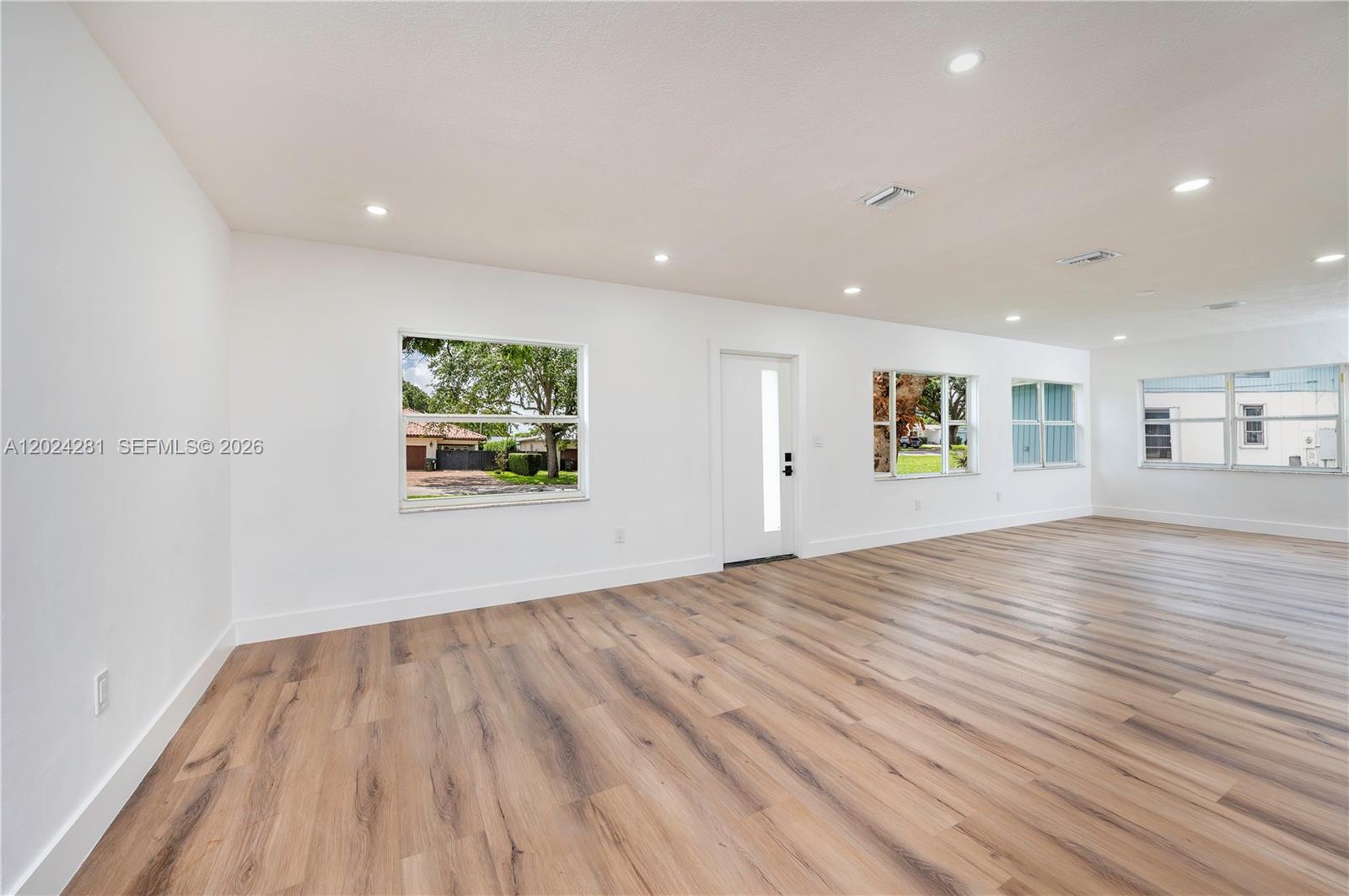 GOLF COURSE ADDN HIA - Residential