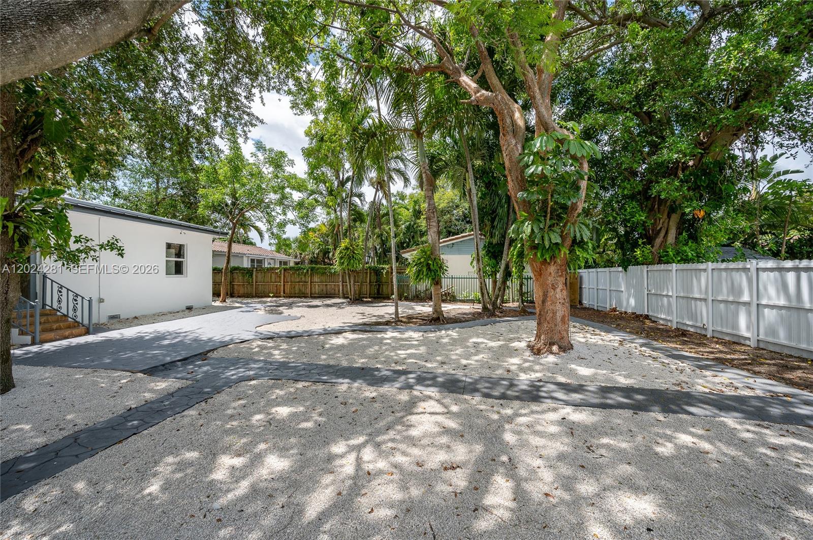 GOLF COURSE ADDN HIA - Residential