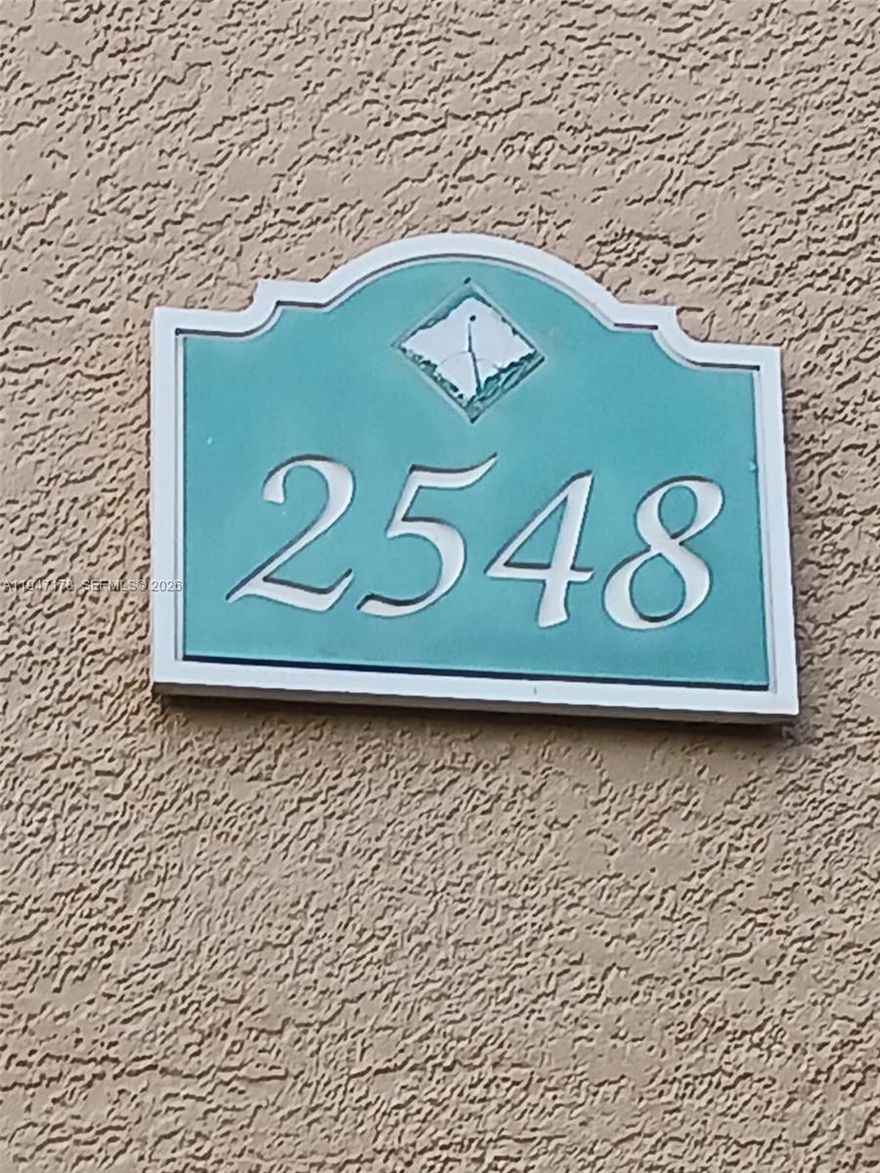 1 spacious bedroom / 1 bathroom apartment and den in resort style community of Aventine at Miramar. Immediate move in, no association approval required! Gated community with club house, tile floors throughout and wash/dryer in the unit. 2 sparkling lake front pools, well equipped gym, tennis and volleyball courts, walking bridge over beautiful lake connects amenities. 3 play areas for children. Conveniently located close to everything, shopping, malls, restaurants, easy access to major highways. READ BROKER REMARKS!!