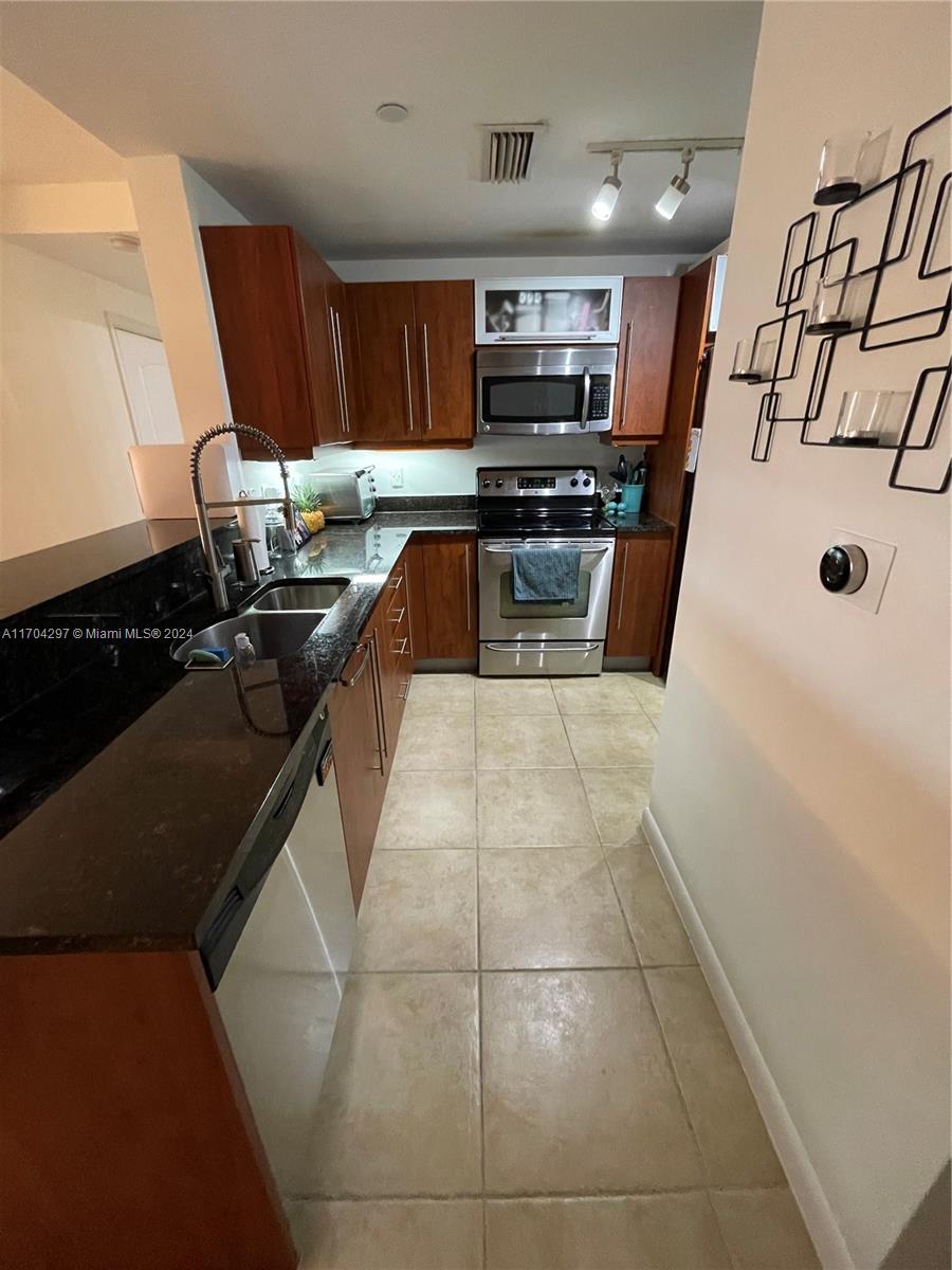 7350 SW 89th St 817S