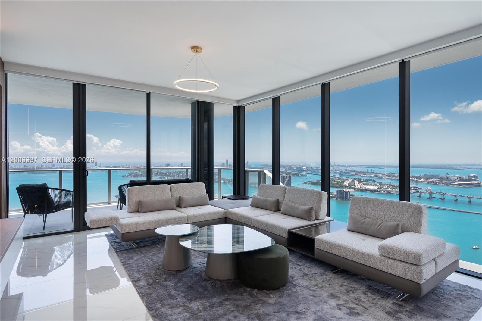 ARIA RESERVE - Residential