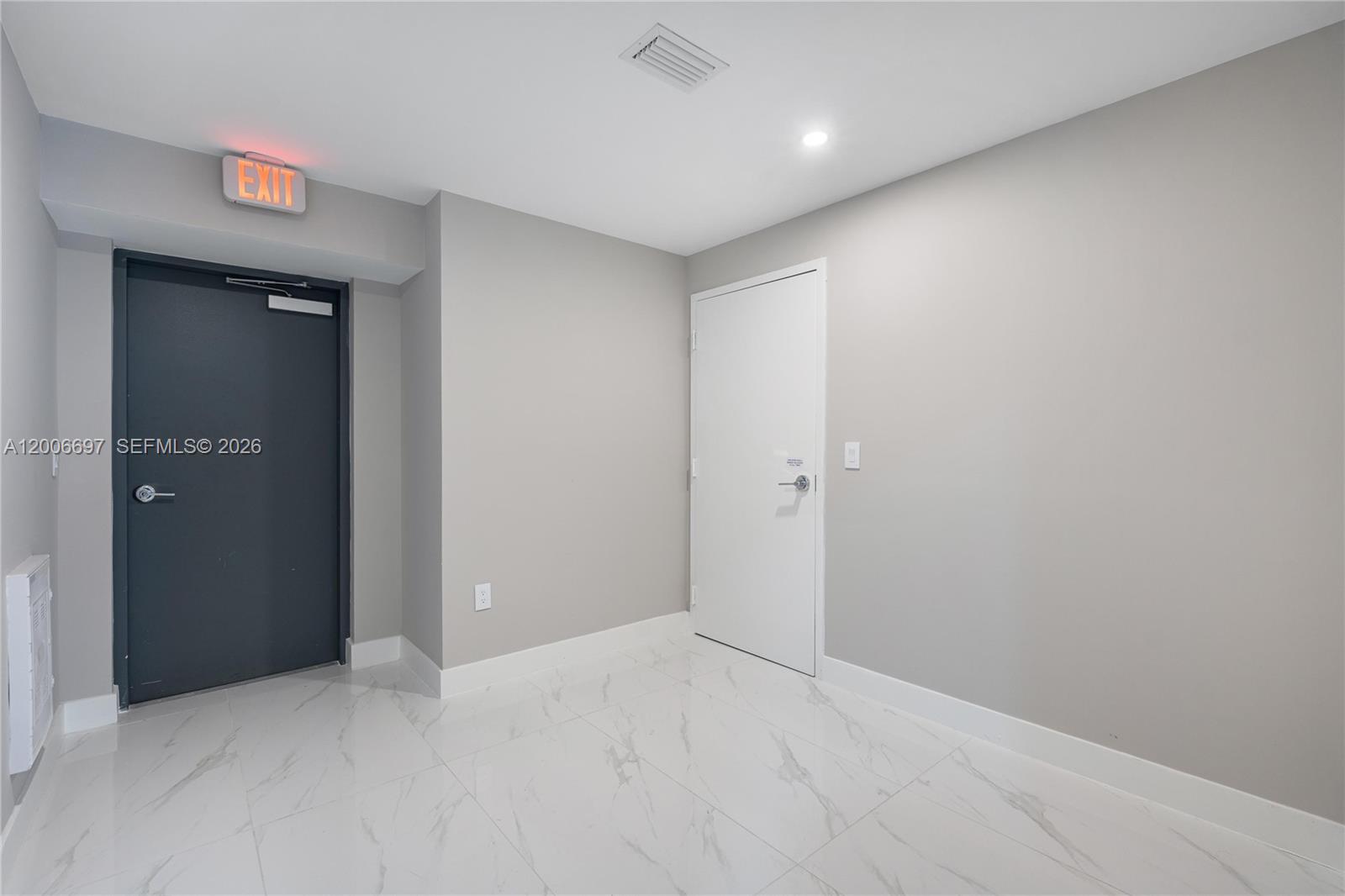 ARIA RESERVE - Residential