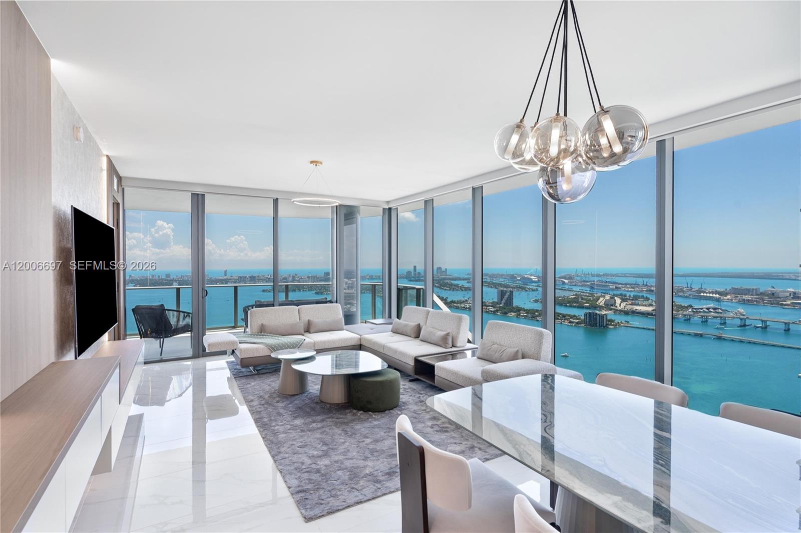 ARIA RESERVE - Residential