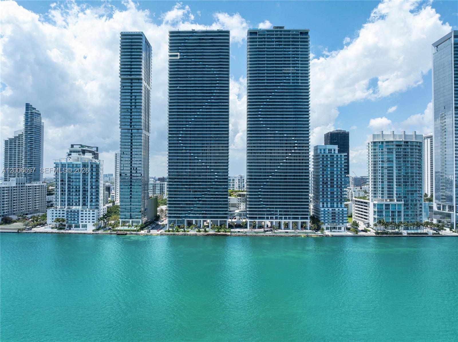 ARIA RESERVE - Residential