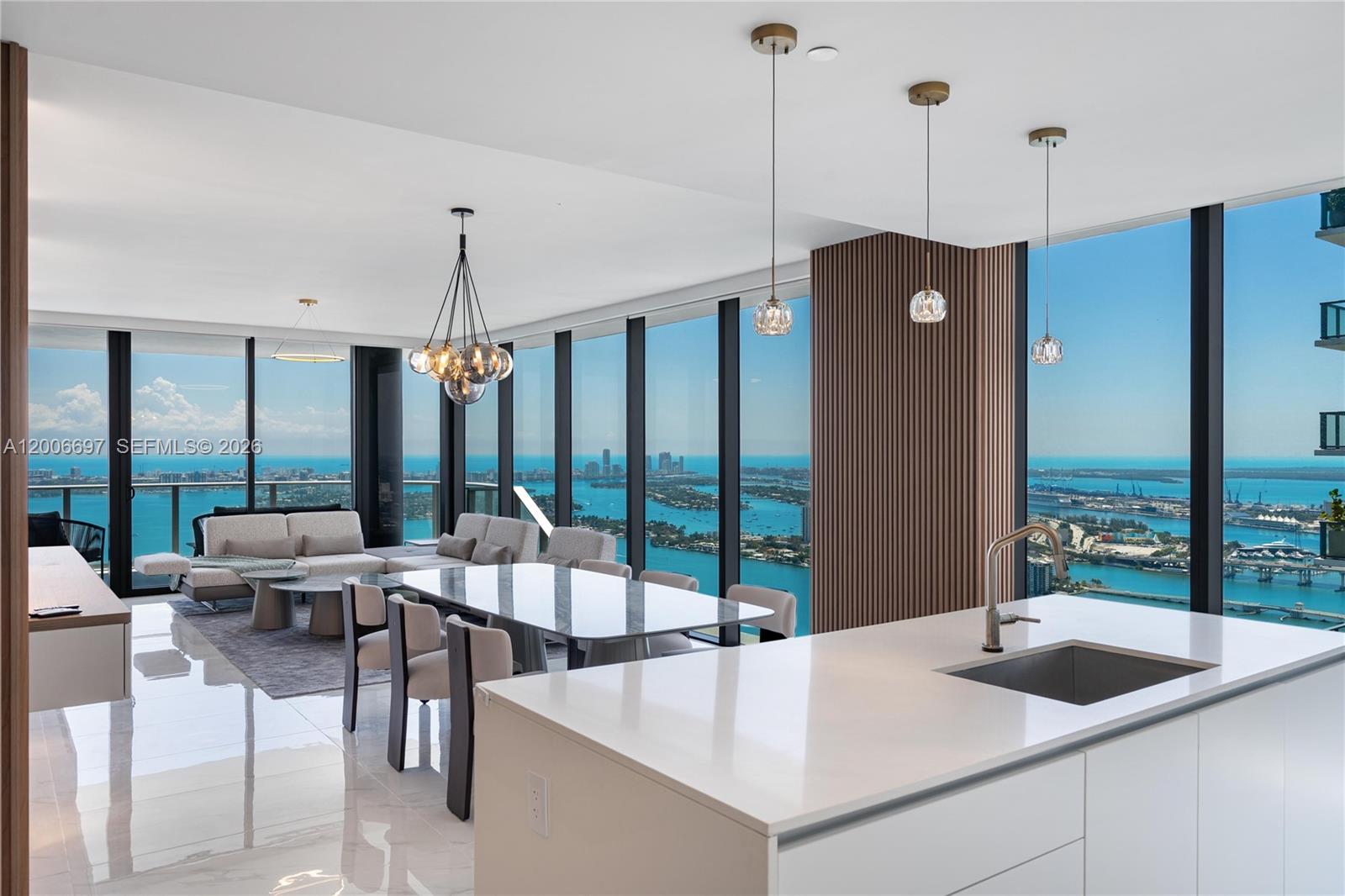 ARIA RESERVE - Residential