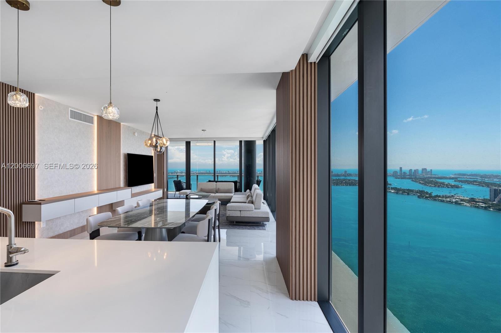 ARIA RESERVE - Residential