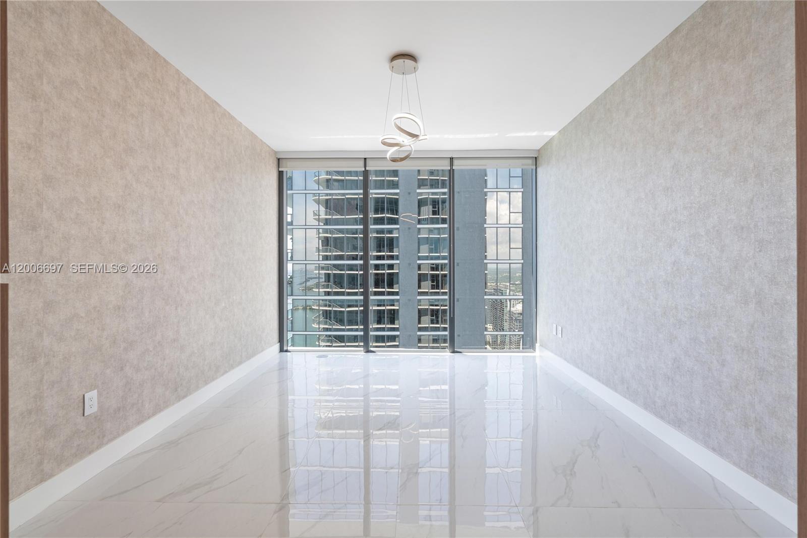 ARIA RESERVE - Residential