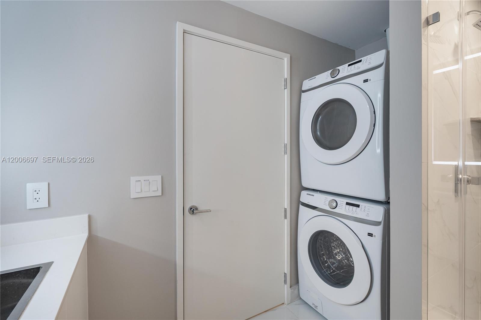 ARIA RESERVE - Residential