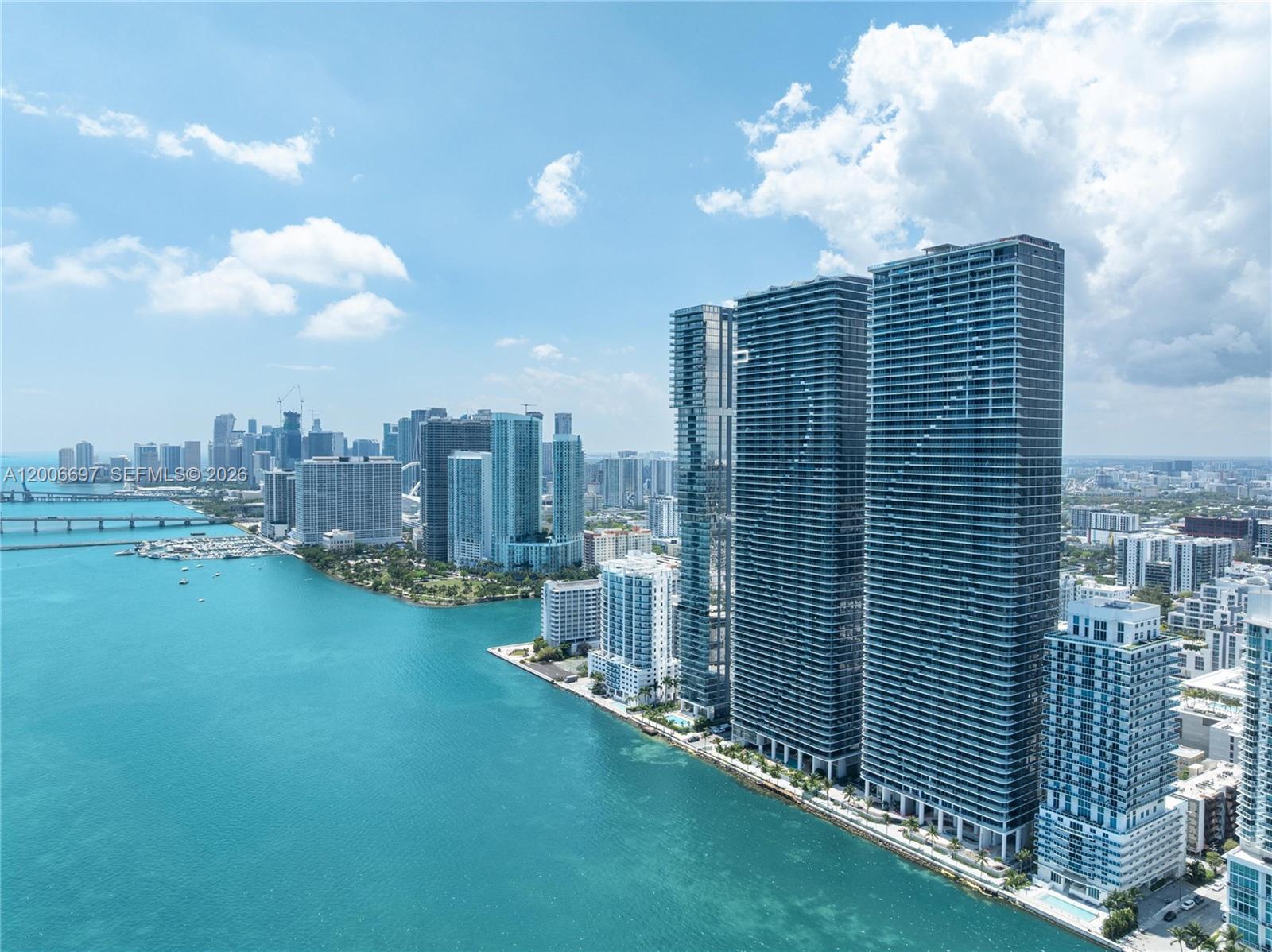 ARIA RESERVE - Residential