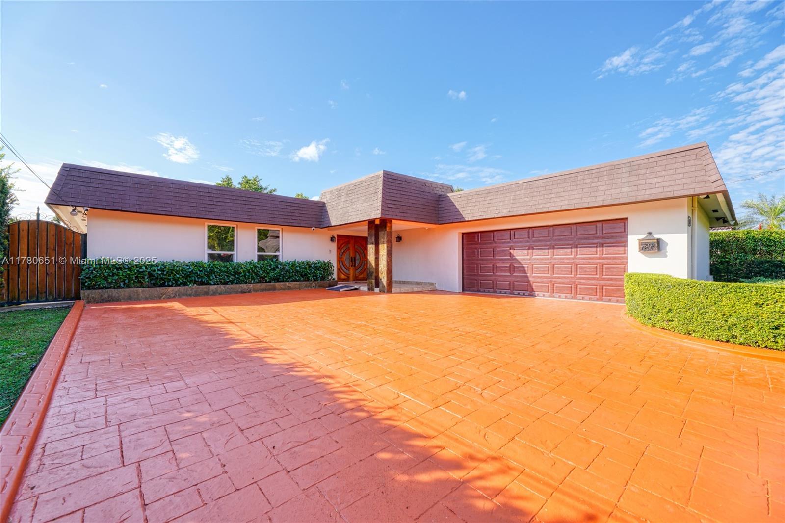 Rental Property at 5826 Sw 17th St, Miami, Broward County, Florida - Bedrooms: 5 
Bathrooms: 3  - $11,000 MO.