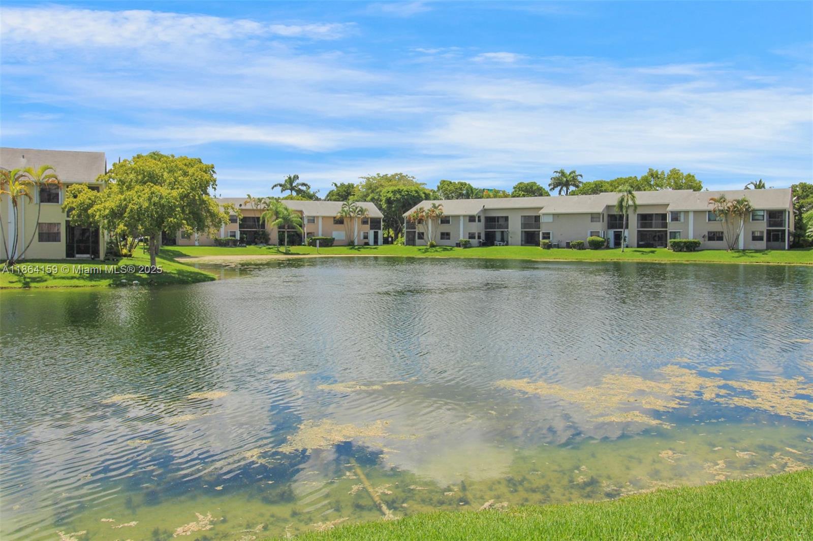 LAKESHORE CONDO I - Residential