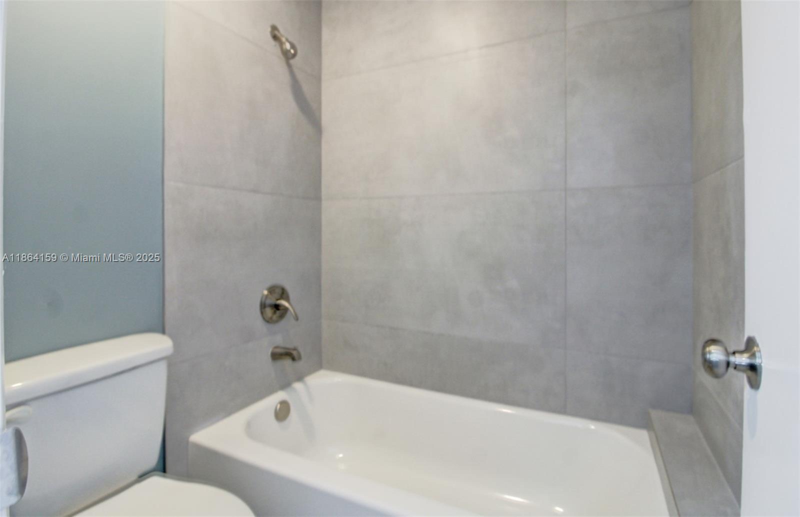 LAKESHORE CONDO I - Residential