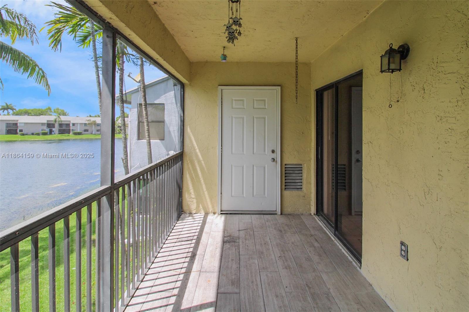 LAKESHORE CONDO I - Residential