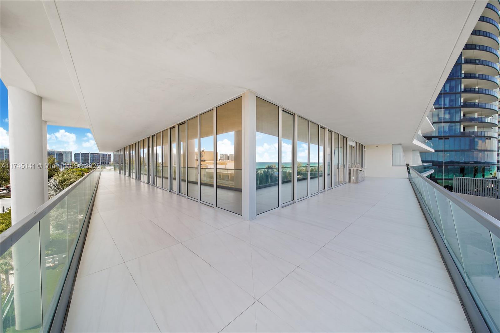 NORTH BISCAYNE BEACH AMEN - Residential
