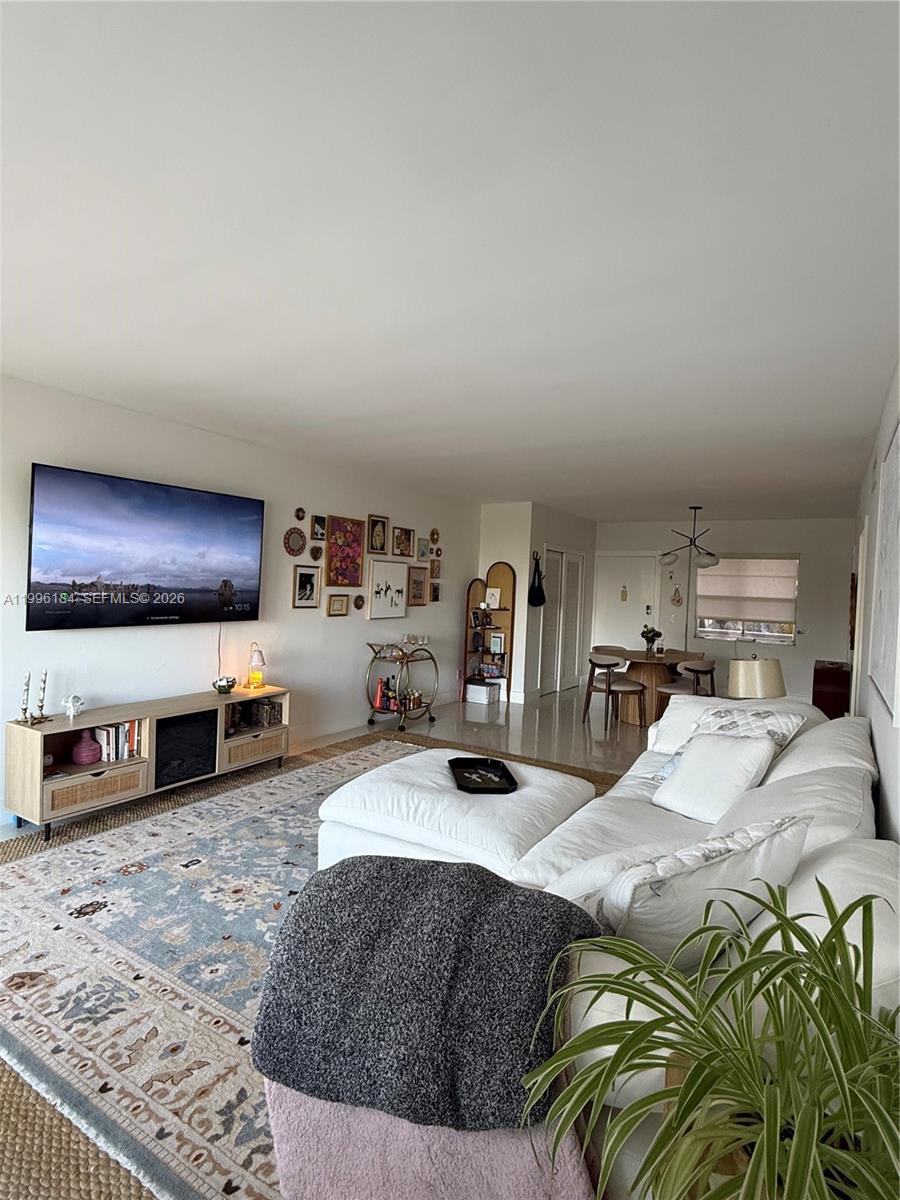 9700 Bay Harbor Dr 506