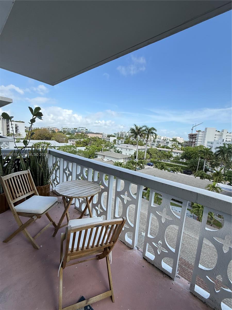 SUMMIT CONDO - Residential Lease