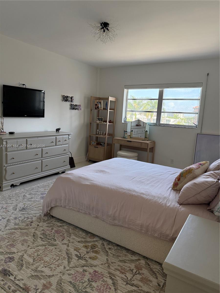 SUMMIT CONDO - Residential Lease