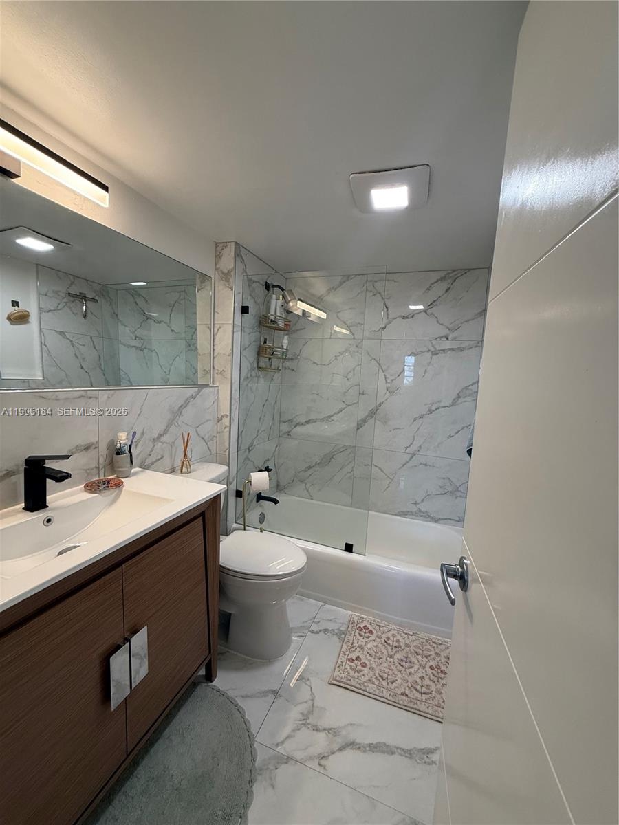 SUMMIT CONDO - Residential Lease