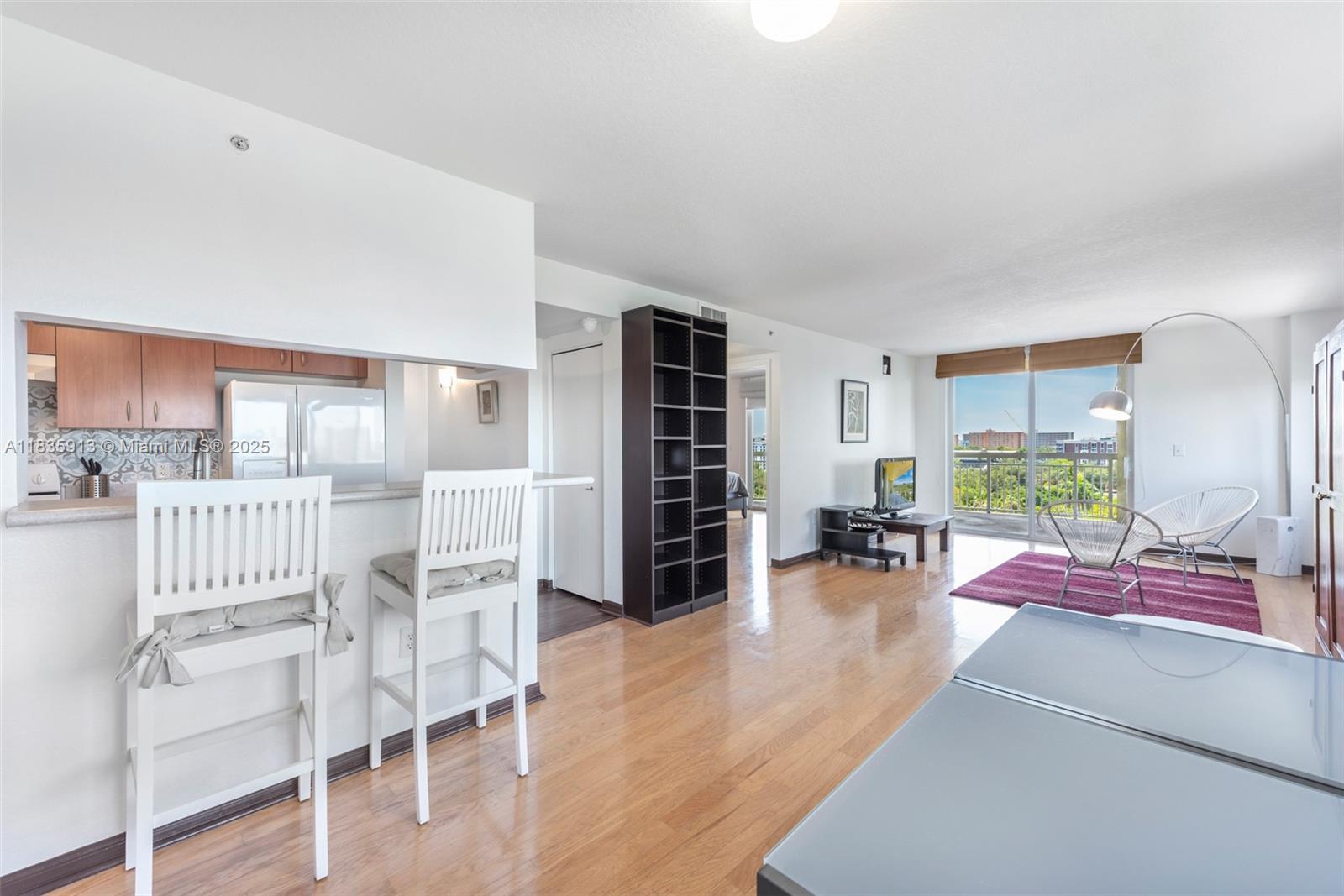816 NW 11th St 1101, Miami, FL, 33136/$409,999 2 816 NW 11th St 1101